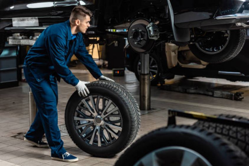 flat tyre change services in Gurgaon