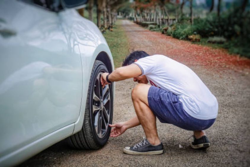 flat tyre change services
